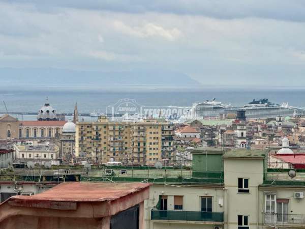 Foto Appartamento in vendita a Napoli
