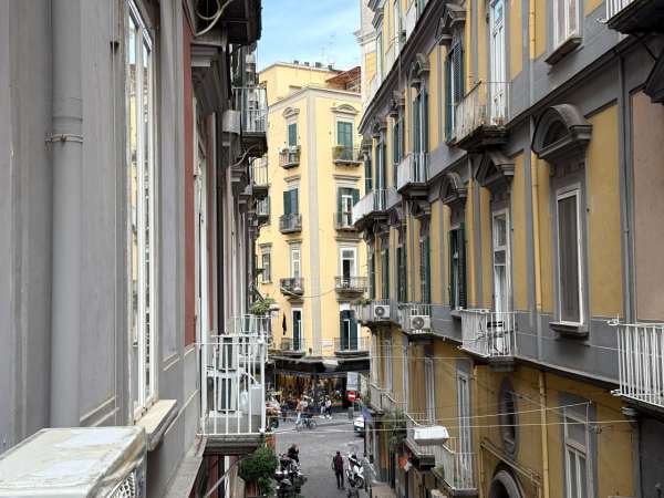 Foto Appartamento in vendita a Napoli