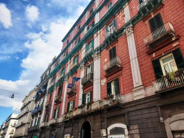 Foto Appartamento in vendita a Napoli