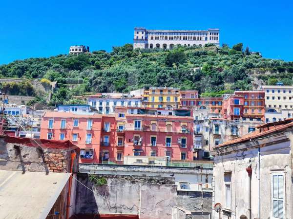 Foto Appartamento in vendita a Napoli