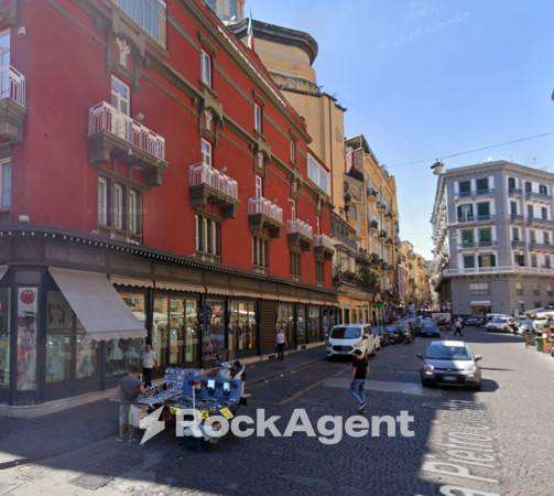 Foto Appartamento in vendita a Napoli