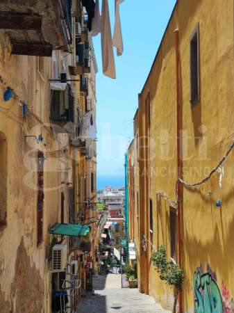 Foto Appartamento in vendita a Napoli