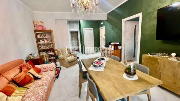 Foto Appartamento in vendita a Napoli