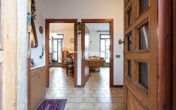 Foto Appartamento in vendita a Nibionno