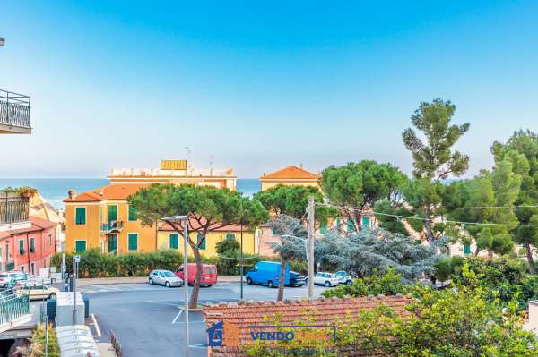 Foto Appartamento in vendita a Noli