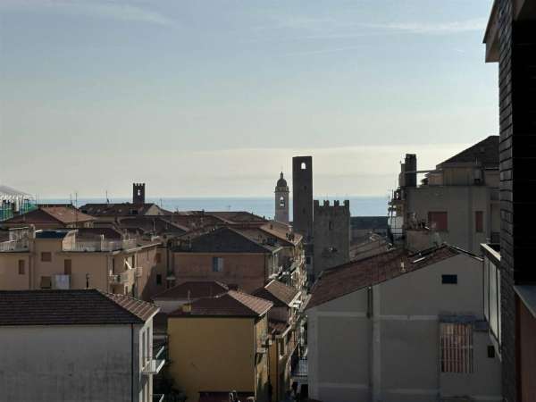 Foto Appartamento in vendita a Noli
