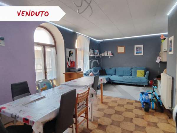 Foto Appartamento in vendita a Nomi
