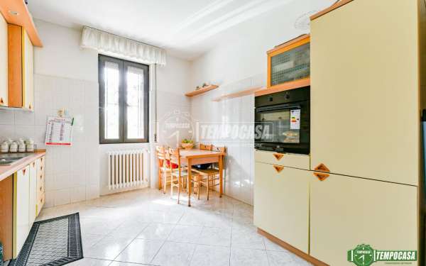 Foto Appartamento in vendita a Nova Milanese