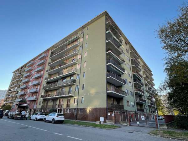 Foto Appartamento in vendita a Novara