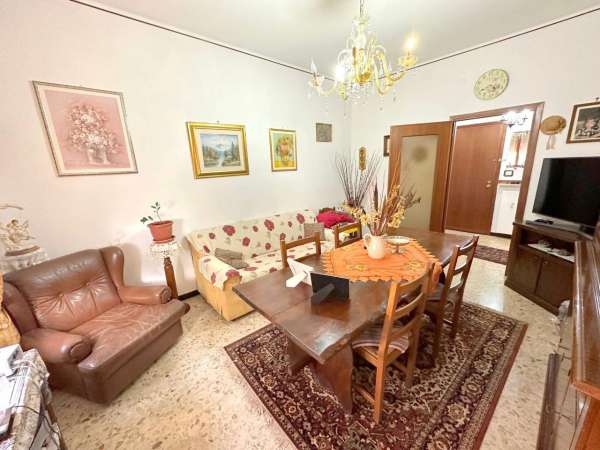Foto Appartamento in vendita a Novi Ligure