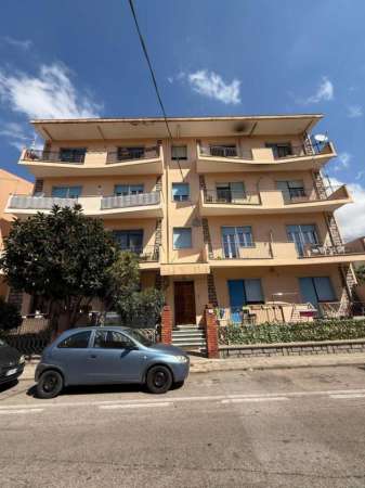 Foto Appartamento in vendita a Olbia