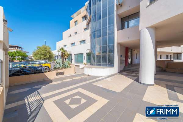 Foto Appartamento in vendita a Olbia