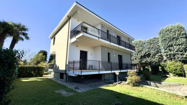 Foto Appartamento in vendita a Origgio