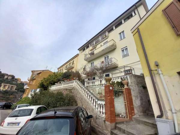 Foto Appartamento in vendita a Ozieri