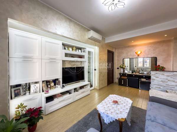 Foto Appartamento in vendita a Paderno Dugnano