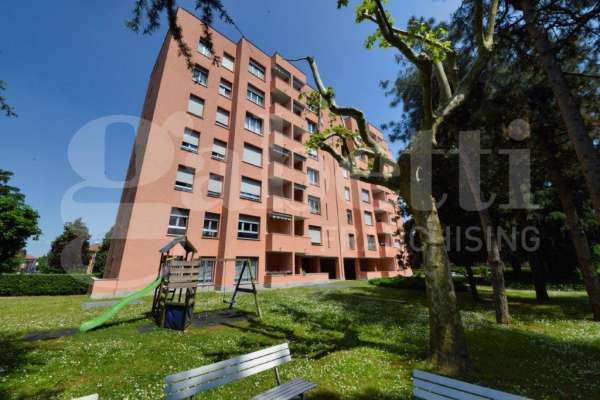 Foto Appartamento in vendita a Paderno Dugnano