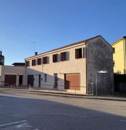 Foto Appartamento in vendita a Padova