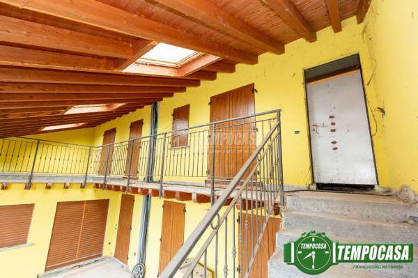 Foto Appartamento in vendita a Palazzo Pignano