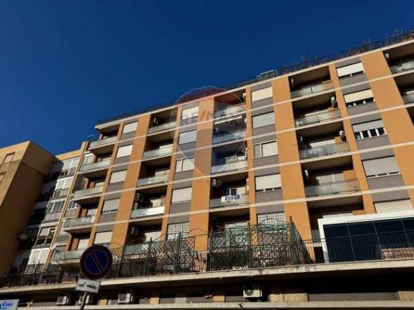 Foto Appartamento in vendita a Palermo, Calatafimi