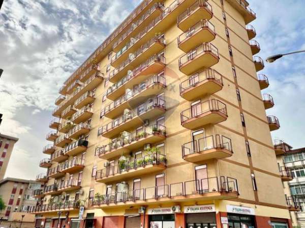 Foto Appartamento in vendita a Palermo, Falsomiele