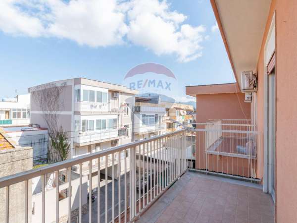 Foto Appartamento in vendita a Palermo