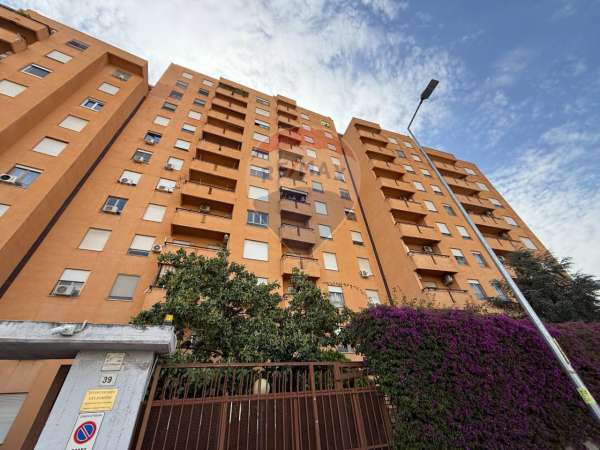 Foto Appartamento in vendita a Palermo