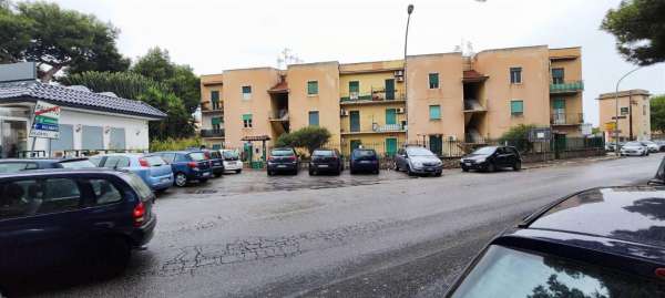 Foto Appartamento in vendita a Palermo