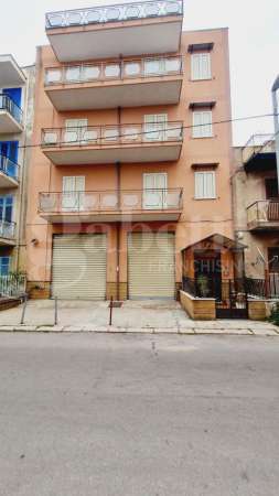 Foto Appartamento in vendita a Palermo