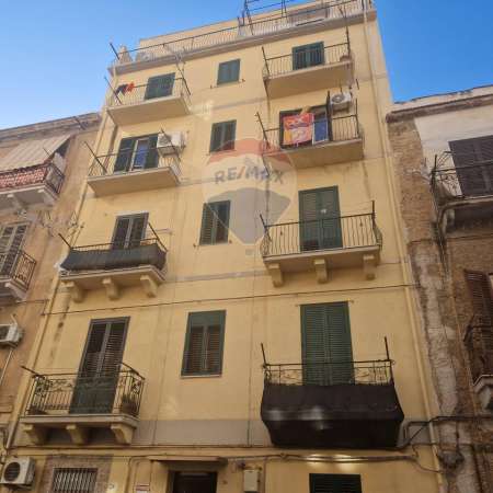 Foto Appartamento in vendita a Palermo