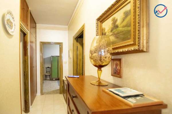 Foto Appartamento in vendita a Palermo