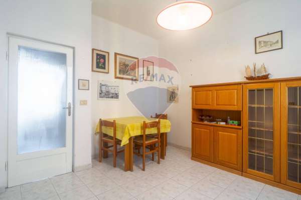Foto Appartamento in vendita a Parma