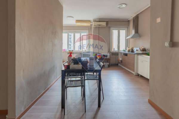 Foto Appartamento in vendita a Parma