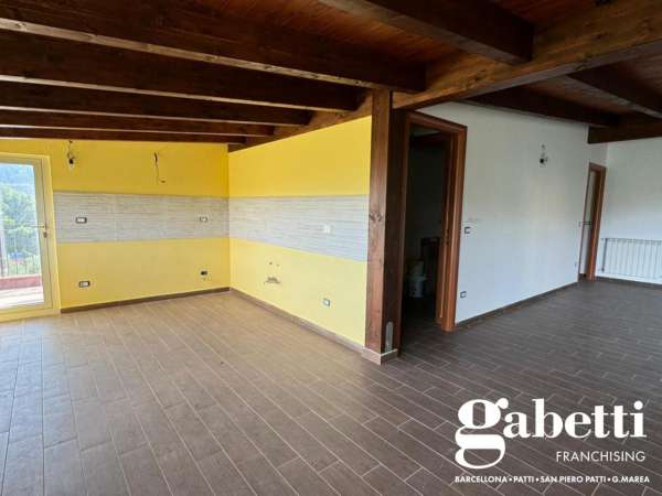 Foto Appartamento in vendita a Patti