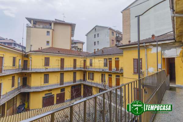 Foto Appartamento in vendita a Pavia