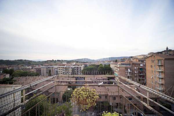 Foto Appartamento in vendita a Perugia