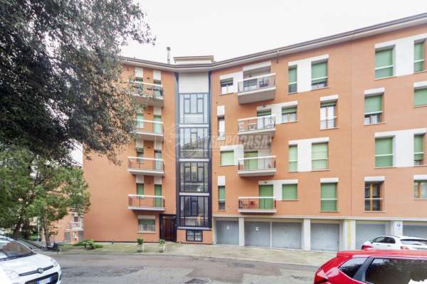 Foto Appartamento in vendita a Perugia