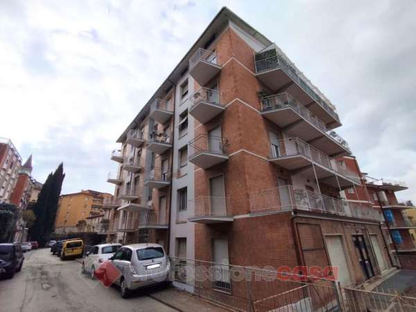 Foto Appartamento in vendita a Perugia