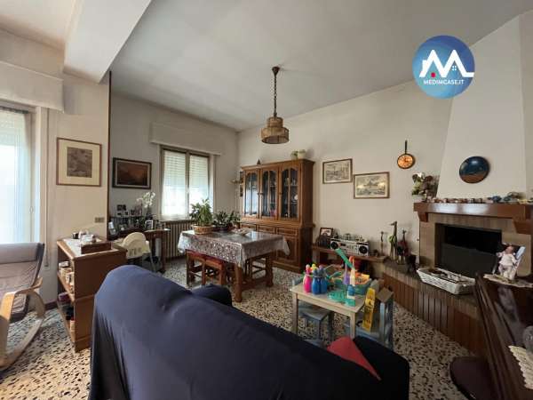 Foto Appartamento in vendita a Pesaro