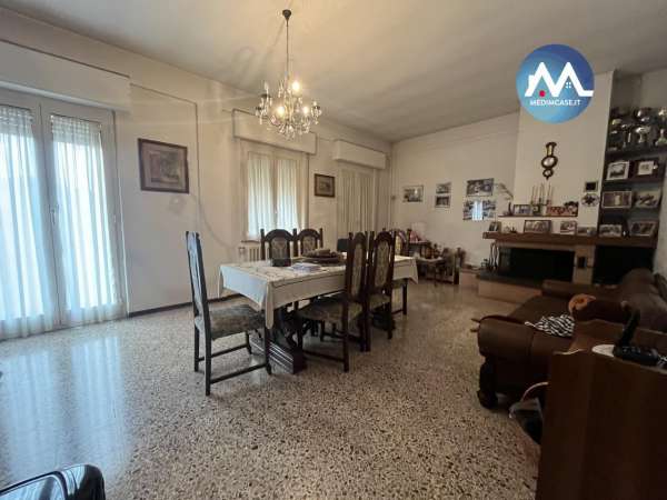 Foto Appartamento in vendita a Pesaro