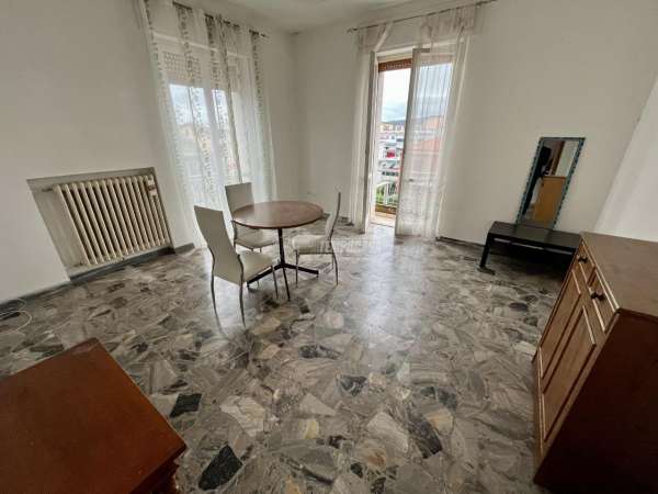 Foto Appartamento in vendita a Pescara