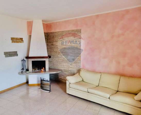 Foto Appartamento in vendita a Pescate