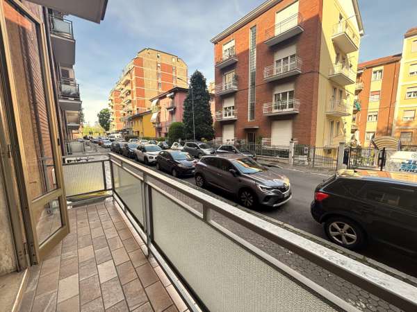 Foto Appartamento in vendita a Piacenza