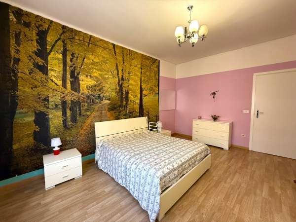 Foto Appartamento in vendita a Piacenza