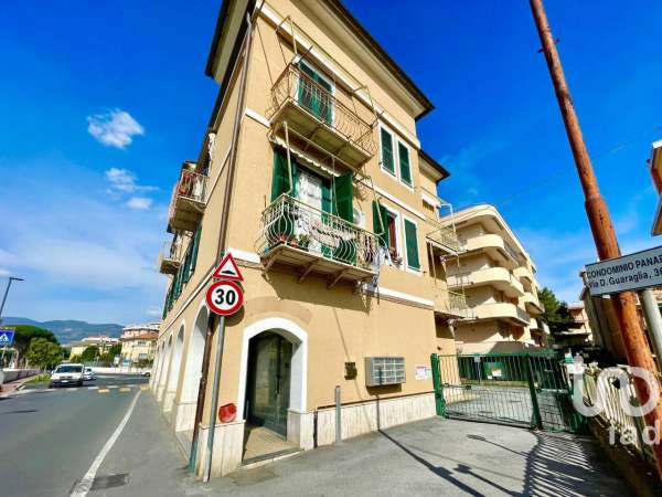 Foto Appartamento in vendita a Pietra Ligure