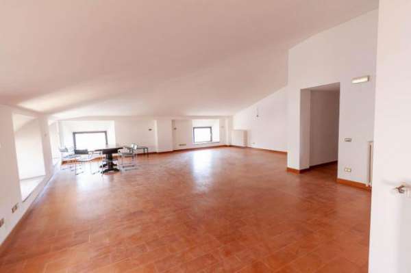 Foto Appartamento in vendita a Pietrasanta 307 mq  Rif: 1290870