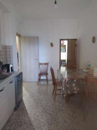 Foto Appartamento in vendita a Pisa 87 mq  Rif: 1287010