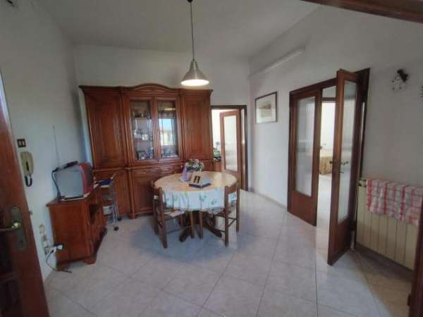 Foto Appartamento in vendita a Pisa 90 mq  Rif: 1328757