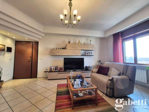 Foto Appartamento in vendita a Pomigliano D'Arco