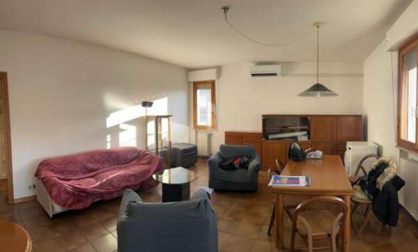 Foto Appartamento in vendita a Ponsacco 116 mq  Rif: 1318478