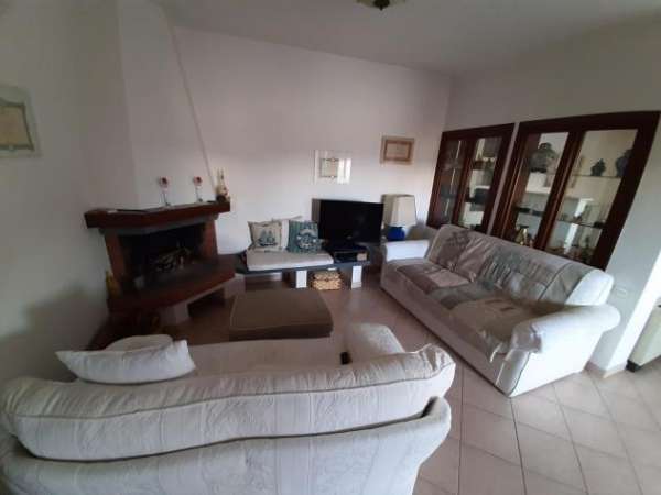 Foto Appartamento in vendita a Ponsacco 160 mq  Rif: 951520